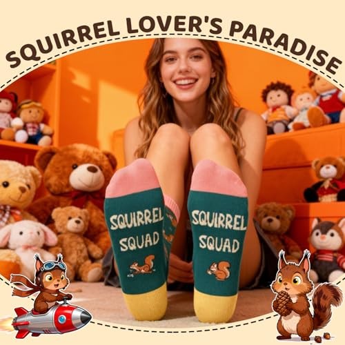 Novelty Crazy Animal Gag Gifts – Quirky Backyard Fox Squirrel Squirrel Squad