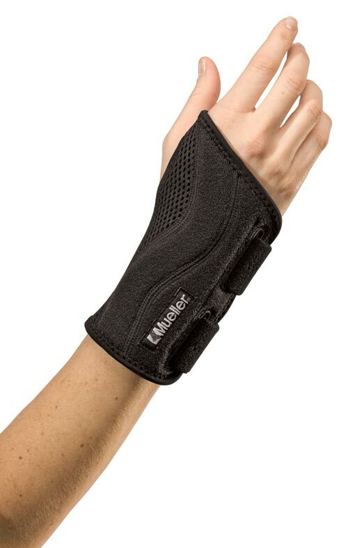 Mueller Fitted Wrist Brace