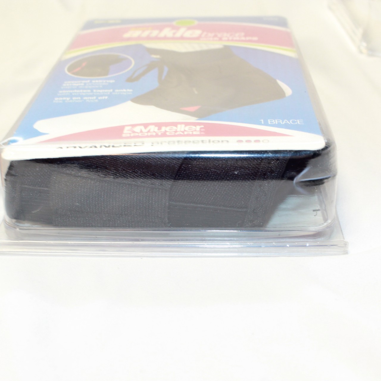 Mueller Size LARGE Soft Ankle Brace With Straps – 213LG – NIB – 1 Brace RT or LT
