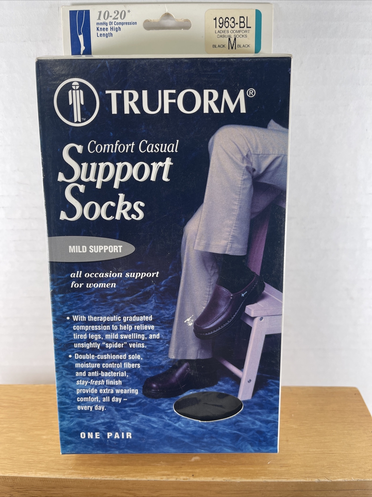 NOS 2003 Truform Casual Style MILD Support Socks Womens SIZE M SHOE SIZE 5.5-7.5