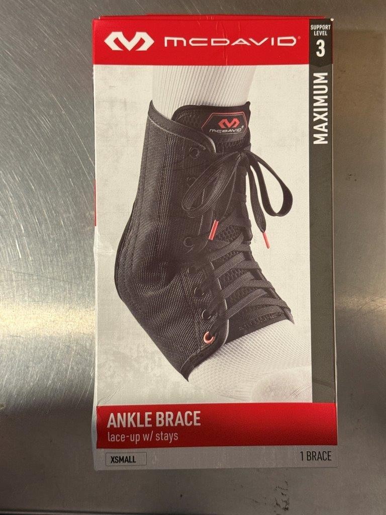 MCDAVID 199 Level 3 Lightweight Laced Ankle Brace XS X-Small Left Or Right Black