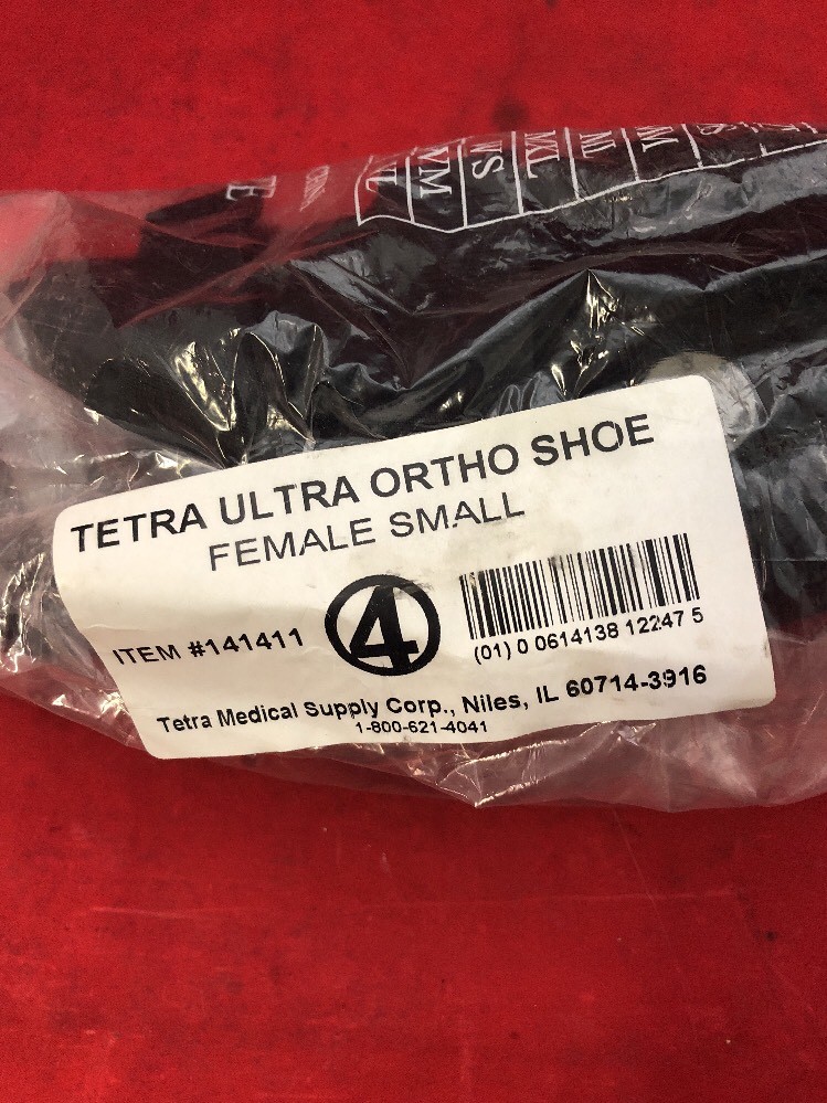 ONE NEW TETRA MEDICAL 1414-11 Orthopedic Post-Op Shoe Left/Right Female Small