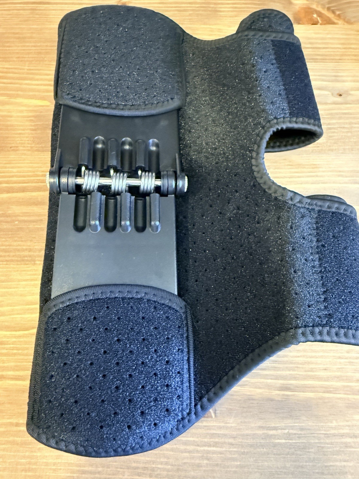 Spring Knee Brace, Knee Support, Knee Assist Brace w/Dynamic Spring Assistance