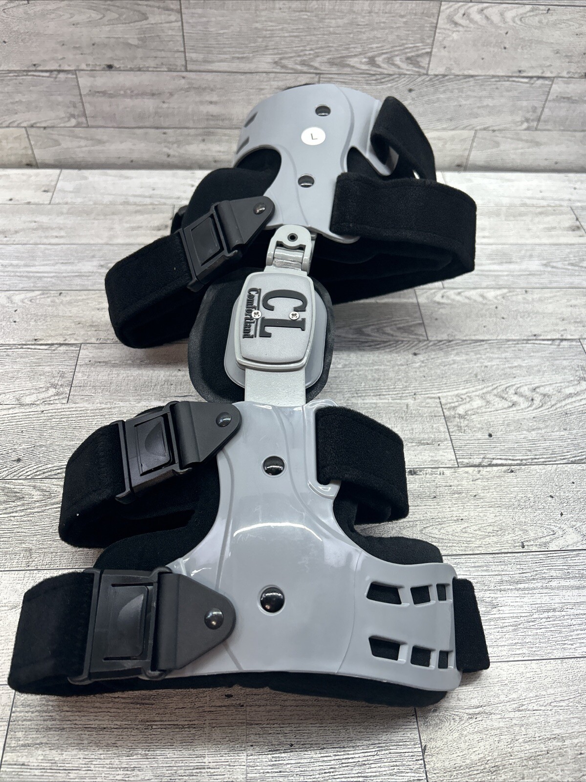 Comfortland OA Knee Brace LEFT OA-200-L Hinged Adjustable w/ Suspension Sleeve