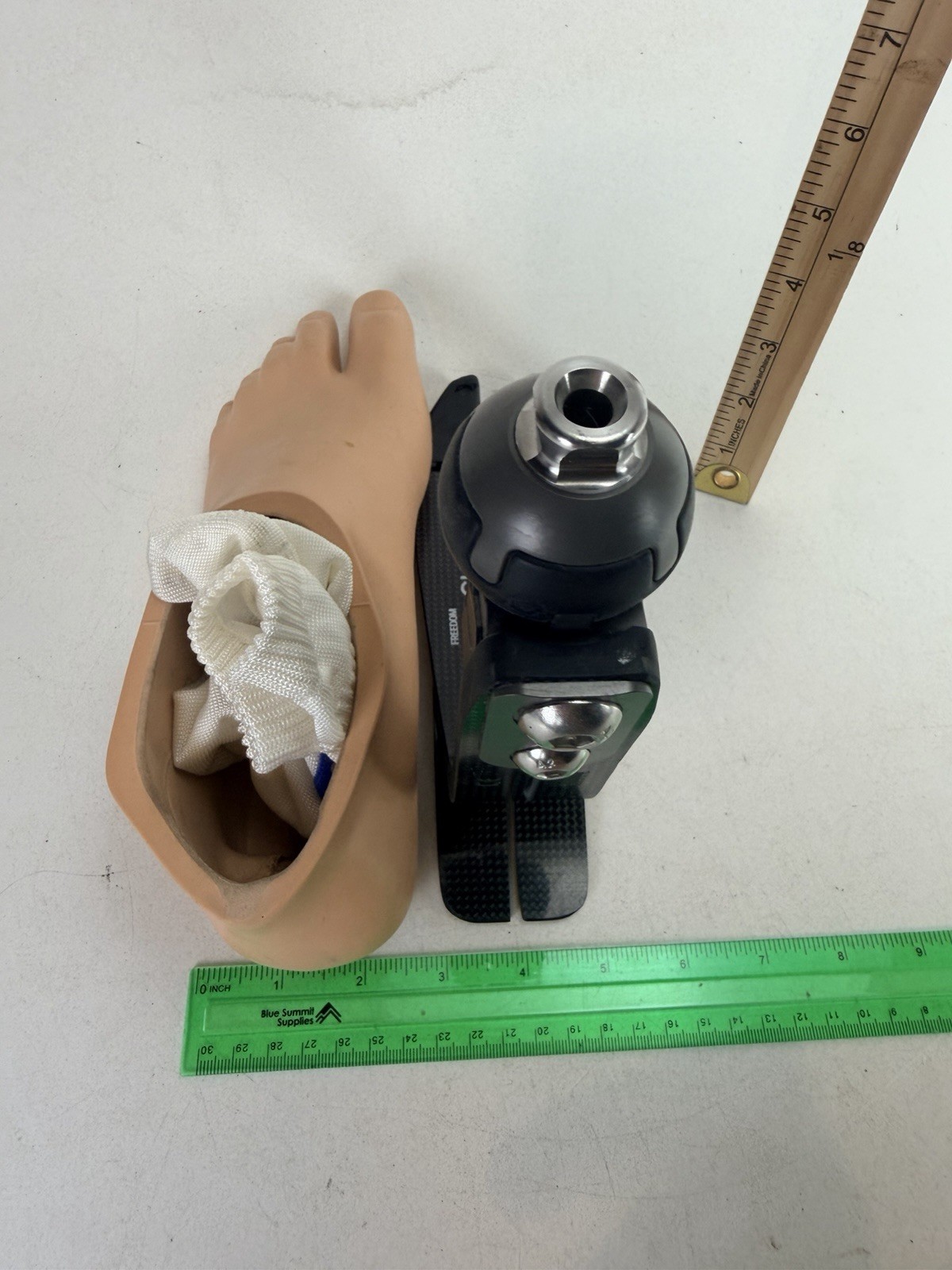 Freedom Innovations Shockwave by Proteor Prosthetic Foot Cat 5 27cm Left Carbon