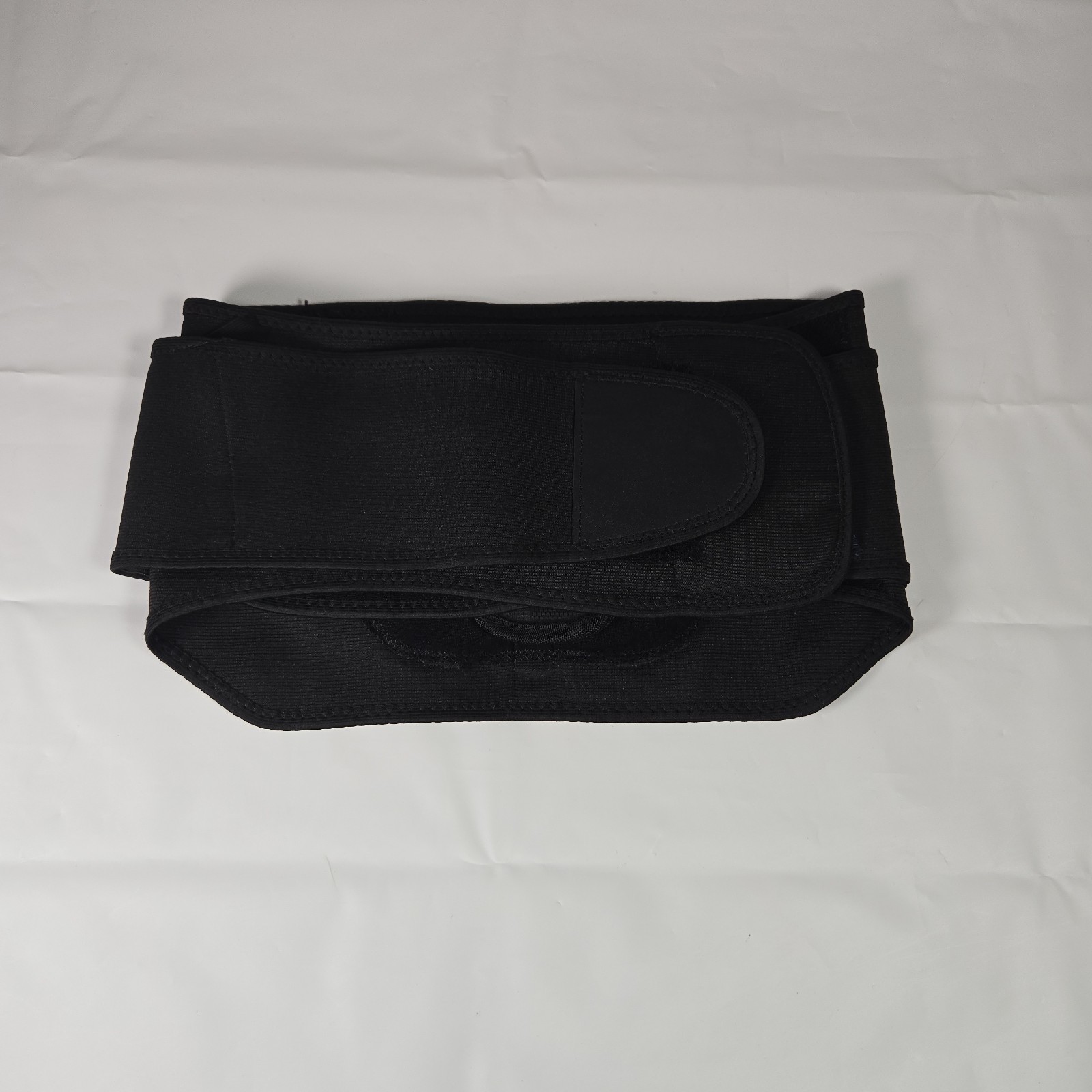 MUELLER Sports Care Adjustable Lumbar Back Brace w/ Removable Pad-One Size