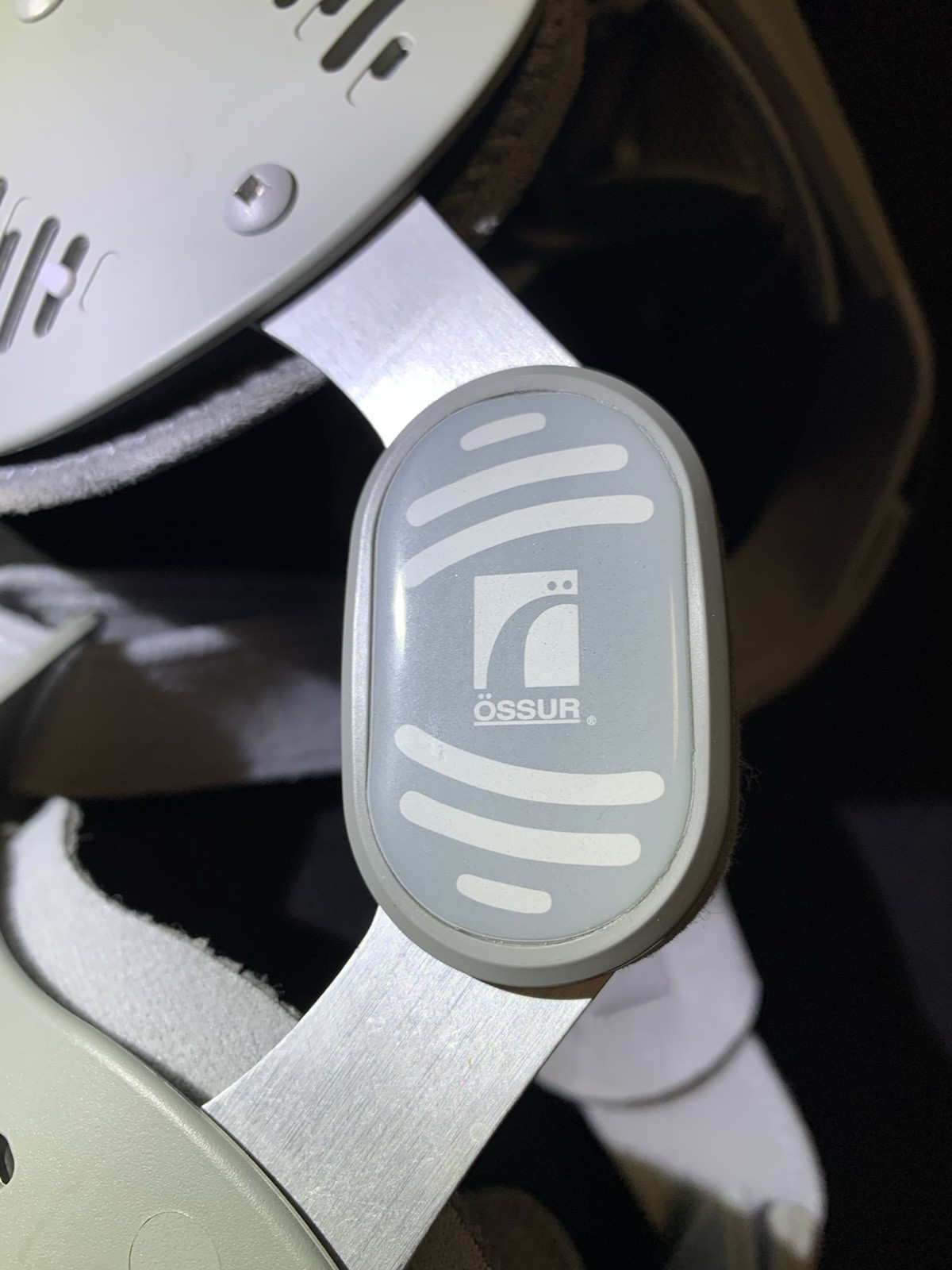 Ossur Unloader One Medium Left Medial LM Knee Brace with Extras EUC