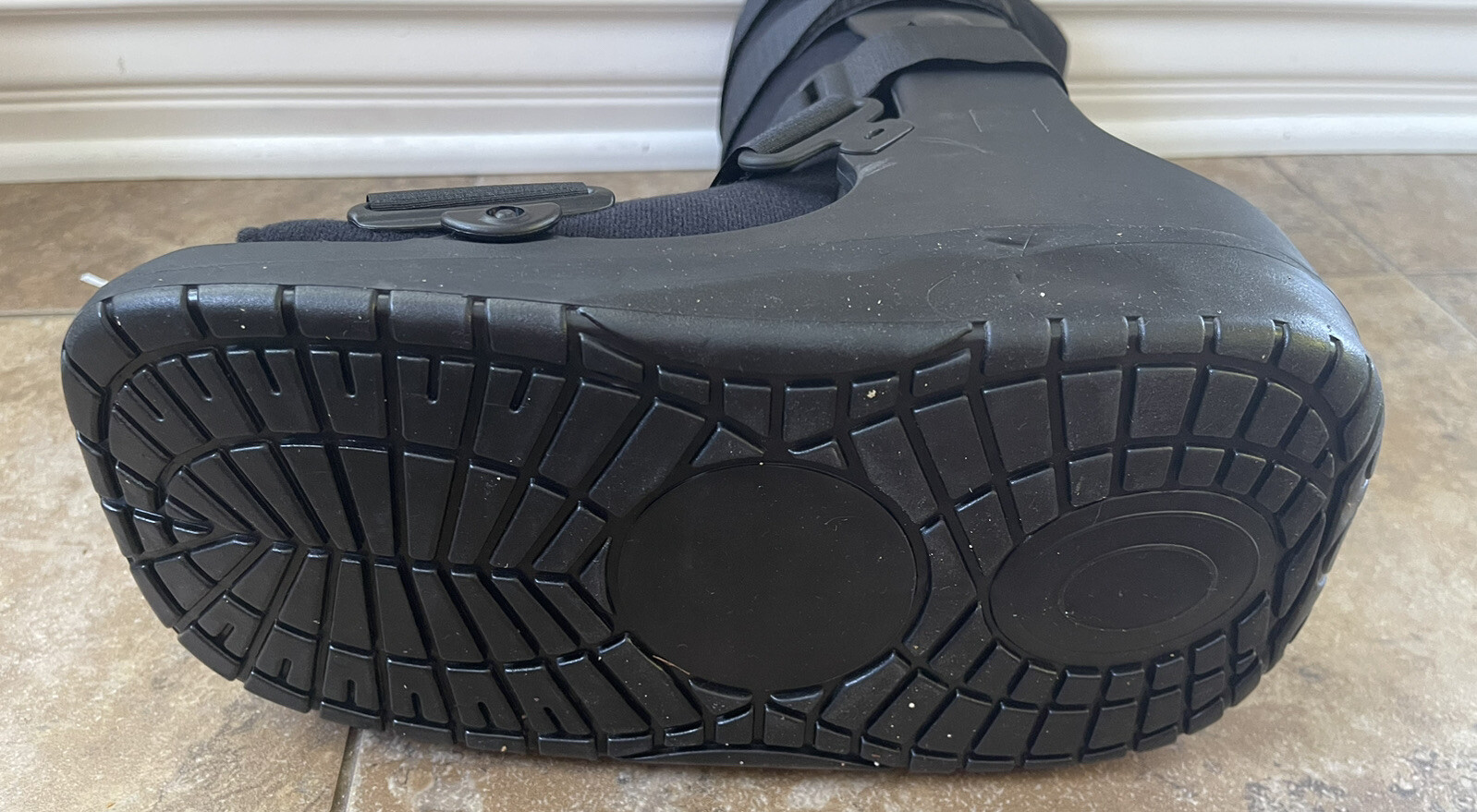 Ossur Equalizer Walker High Top Walking Boot Black Size Large, W0800BLKC
