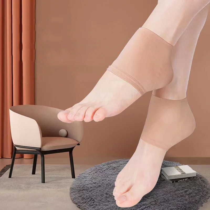 2Pcs Heel Protective Cover Foot Heels Socks Silicone Anti-Crack Moisturizing Sho