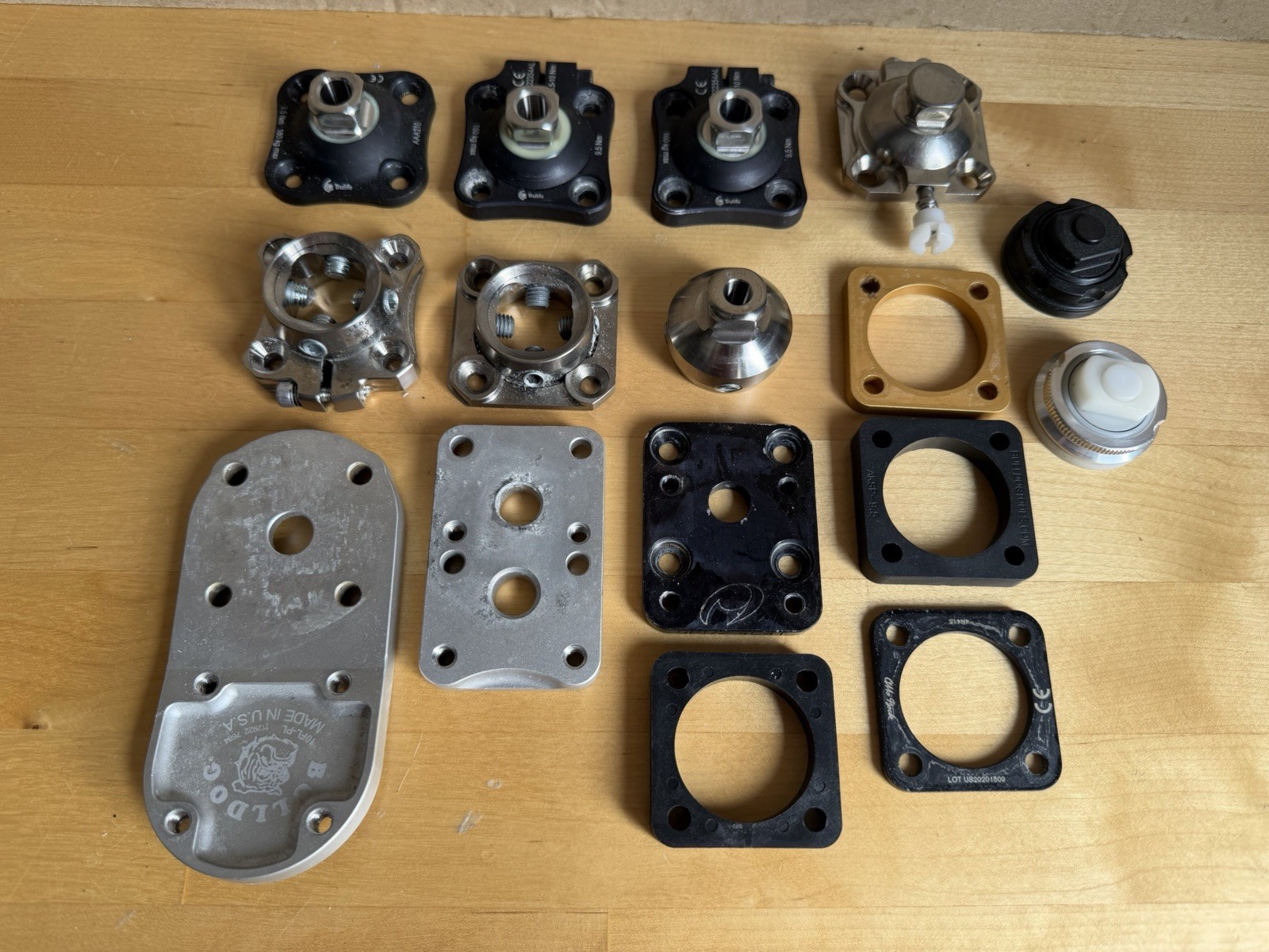 (16) Piece Prosthetic Component Lot…Ossur, Bulldog, Trulife etc misc