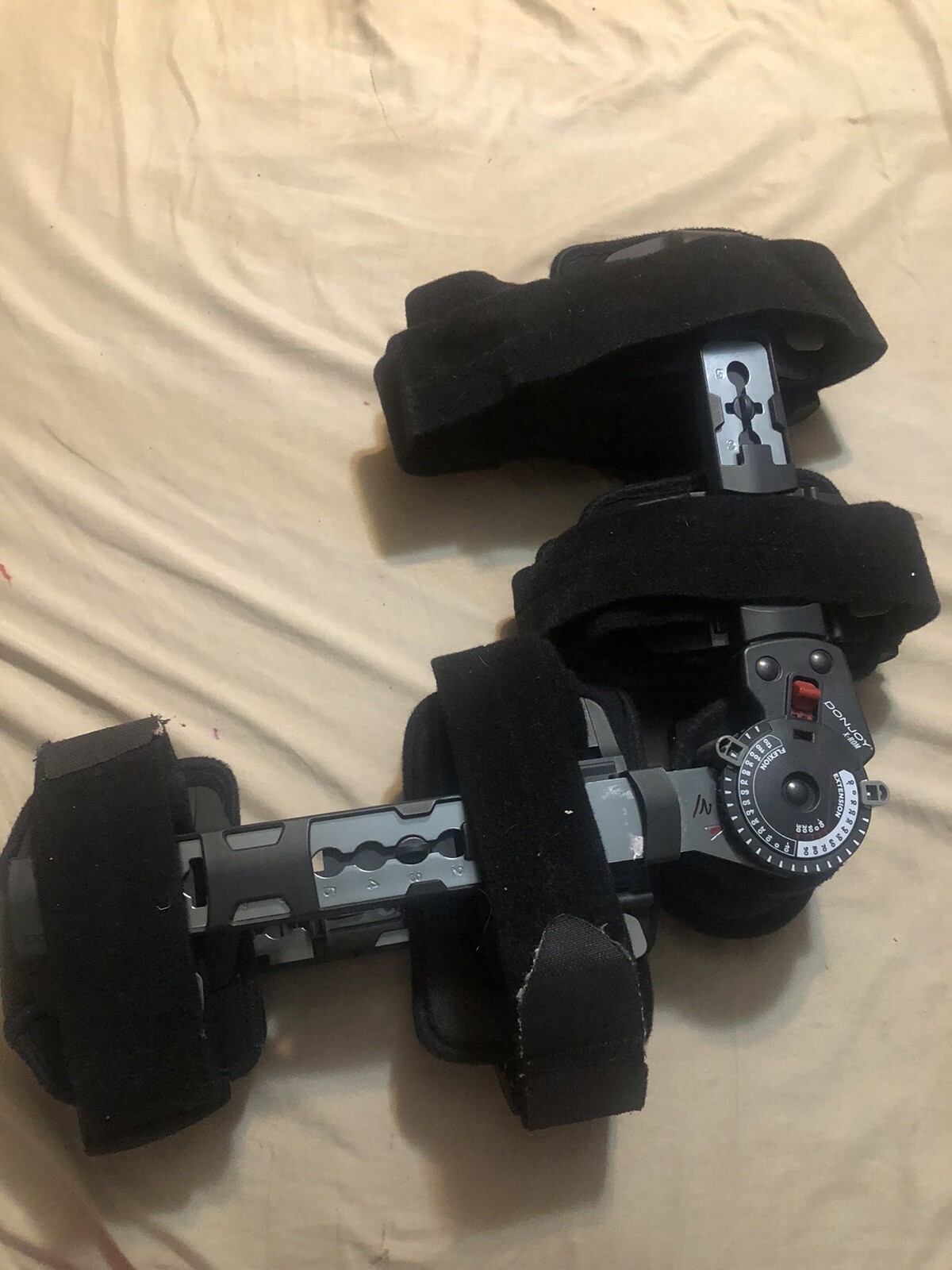 Don Joy X-Rom Post-Op Universal Knee Brace (L or R) Adjustable