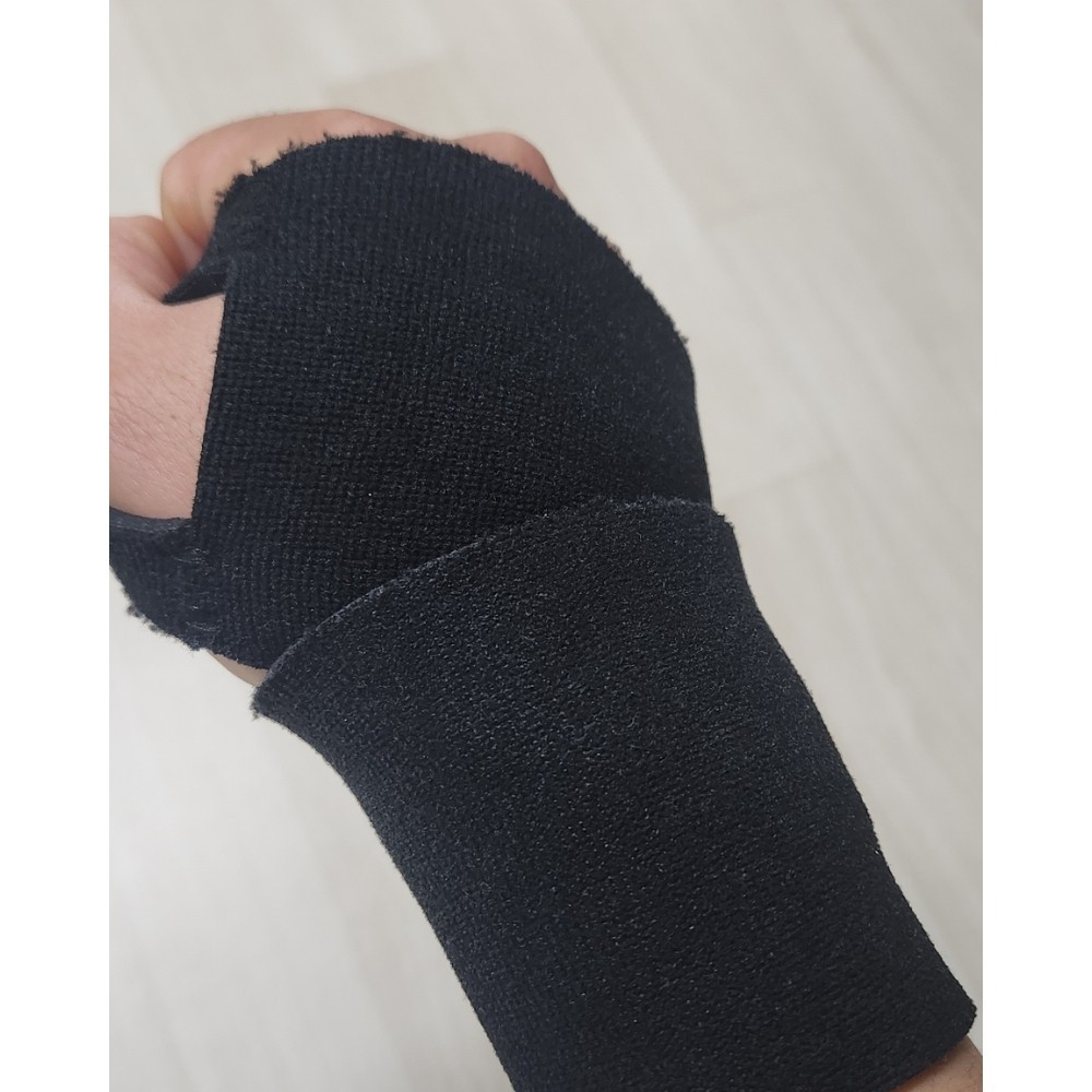 3M FUTURO Sport Wrist Support Brace Adjustable Free Size