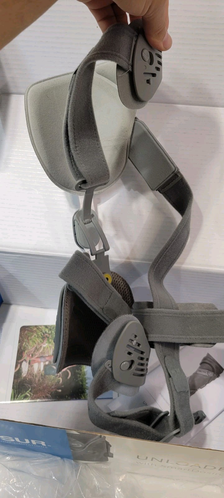 Ossur Unloader One with SmartDosing Knee Brace Medium Left Lateral Short