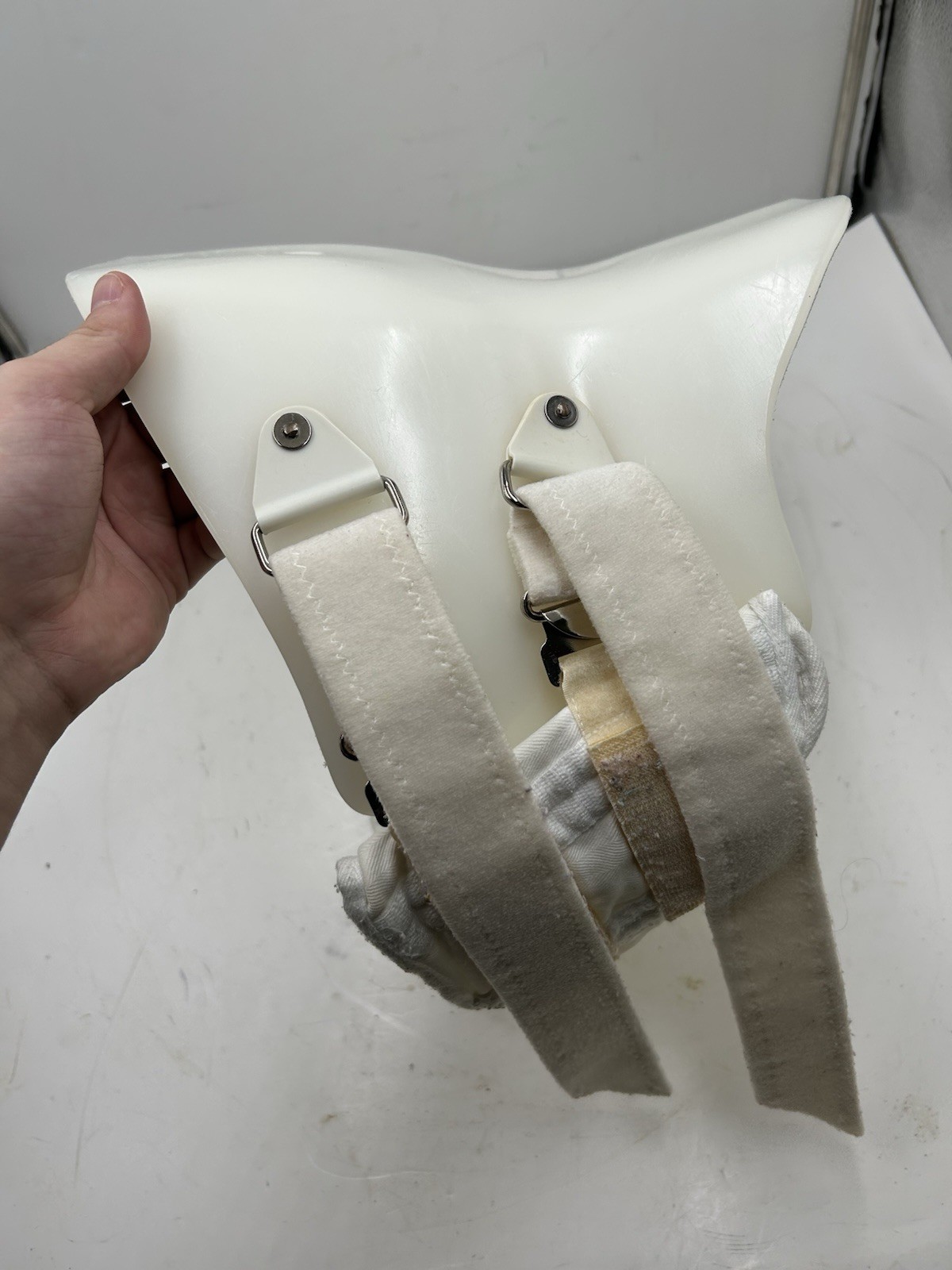 Clamshell Back Brace Orthosis Scoliosis Kyphosis Overlap White TLSO Hard Plastic