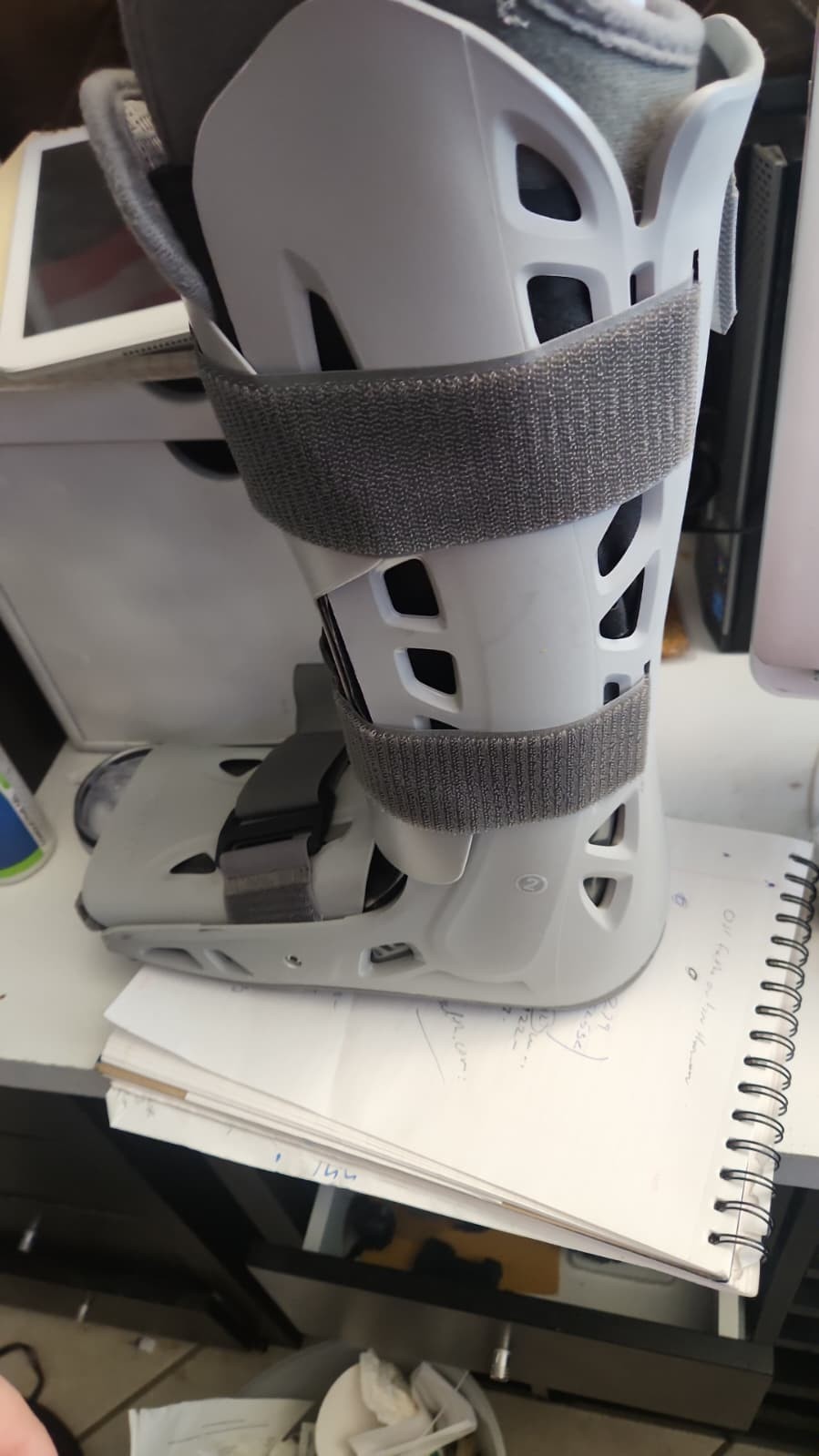 Aircast AirSelect Elite Walking Boot Pneumatic Orthopedic Cam Walker Medium