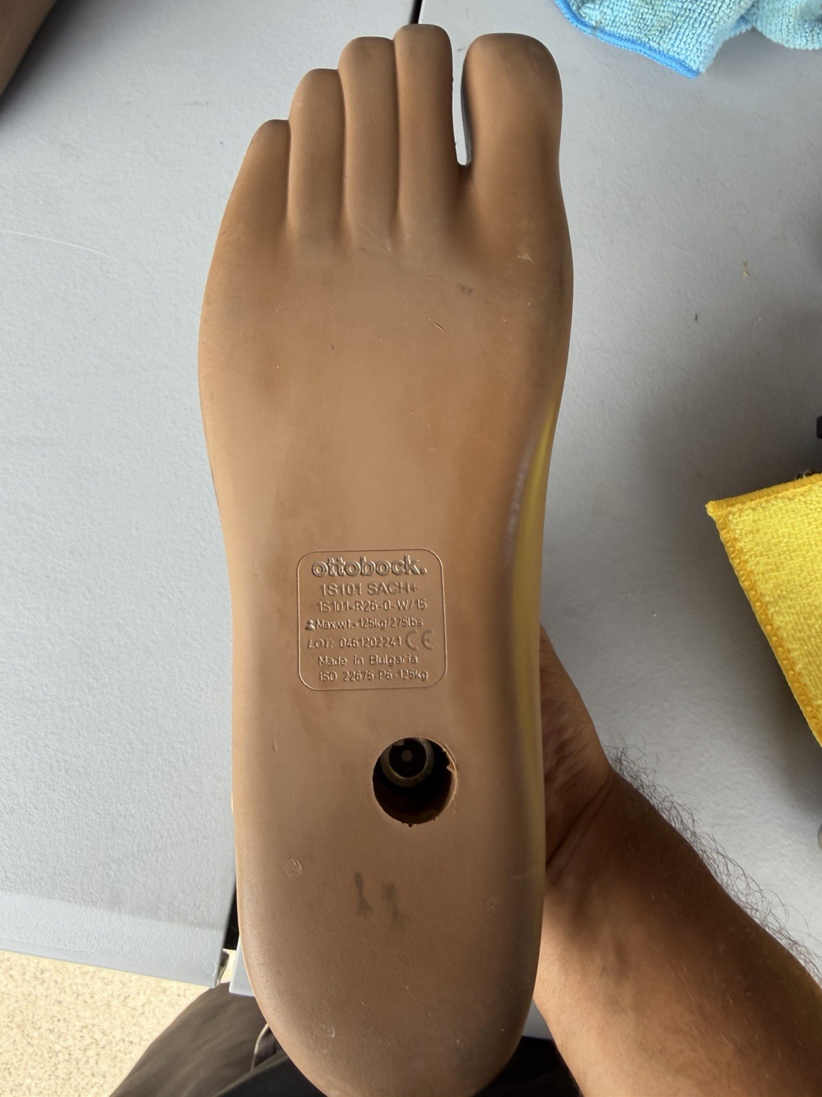 OTTOBOCK SACH+ PROSTHETIC RIGHT FOOT 1S101-L26-0-W/15 ADAPTER 2R8-M10 Sz. 26 10”
