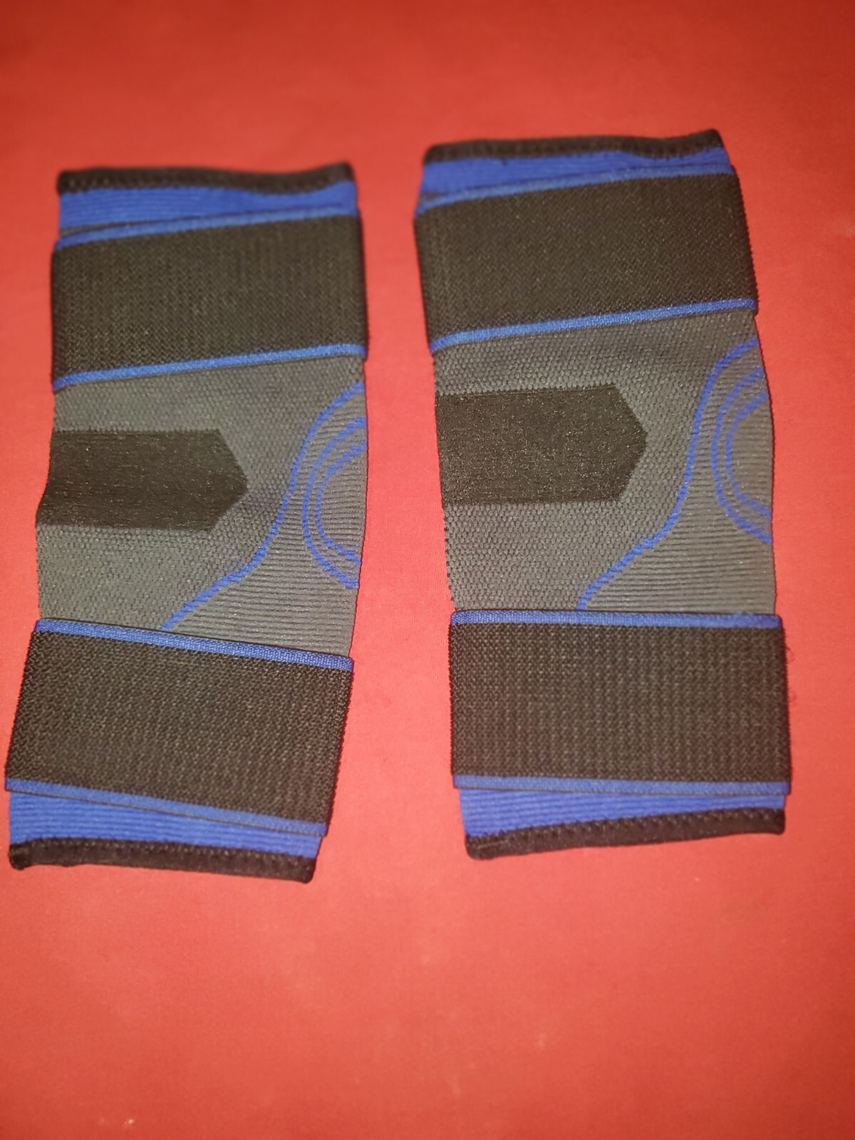 NEW HENGZEY ELBOW BRACE 1 PAIR ARM BASKETBALL, TENNIS, GOLF, WEIGHTLIFTING