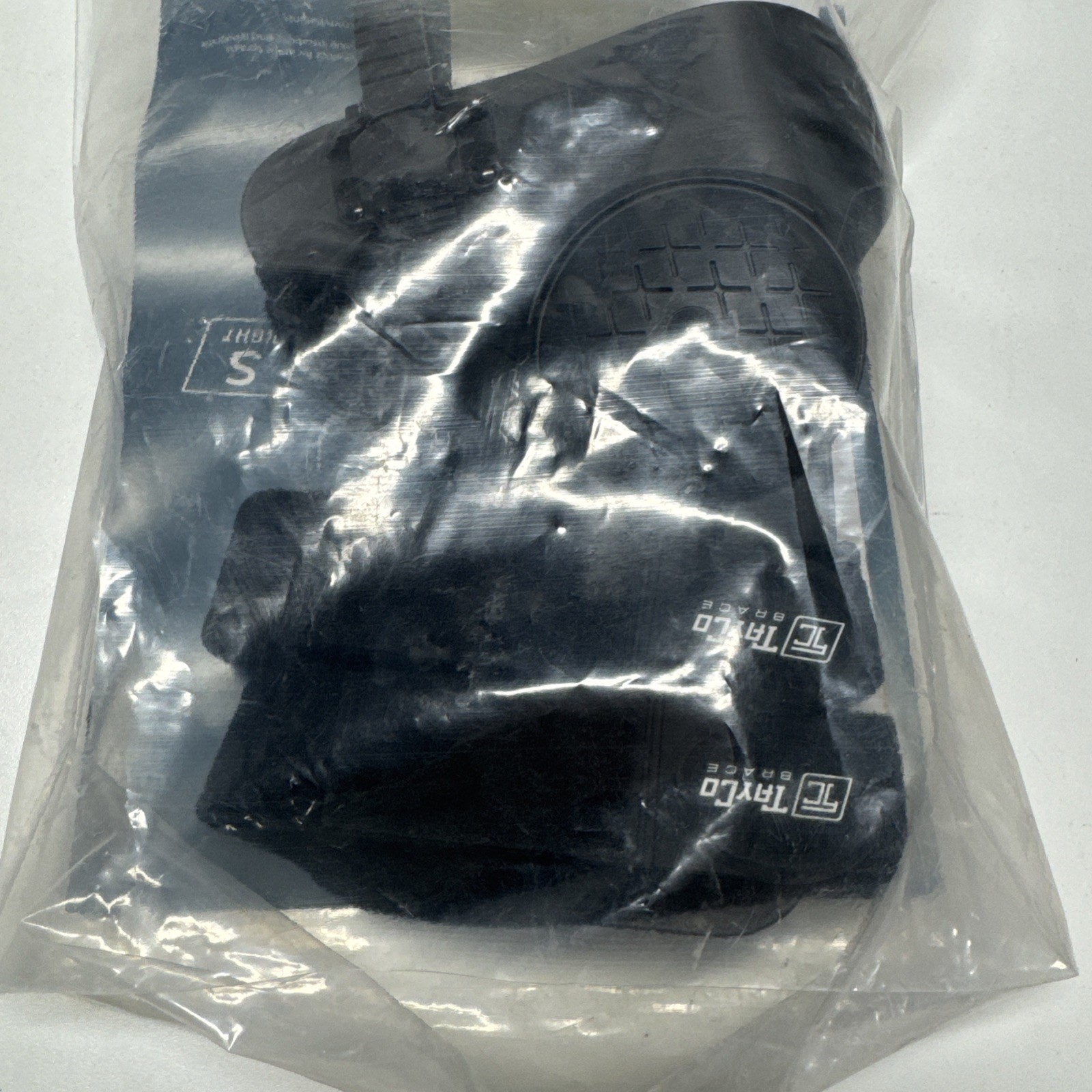 TayCo AthleticX Over-the-Shoe Ankle Brace Small Right Football Pickleball