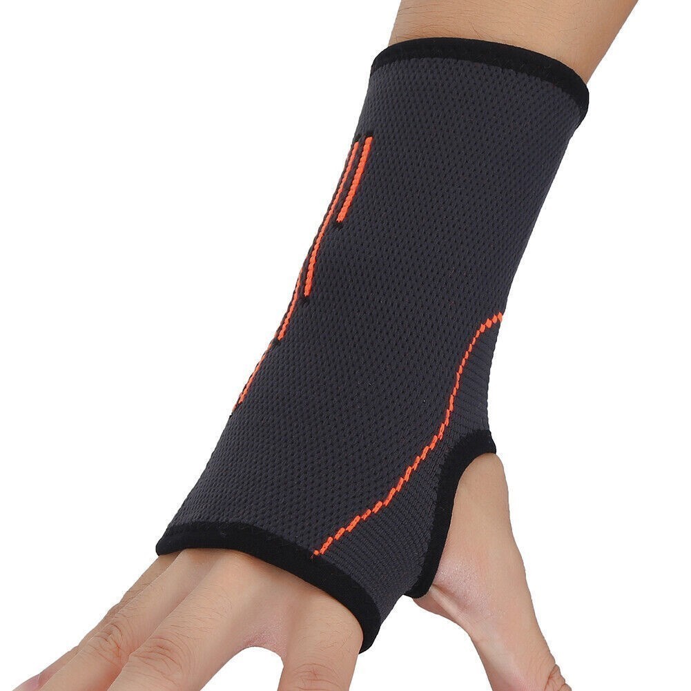 1pc Black Unisex Sports Nylon Wrist Support Sleeve Protector Guard Protective