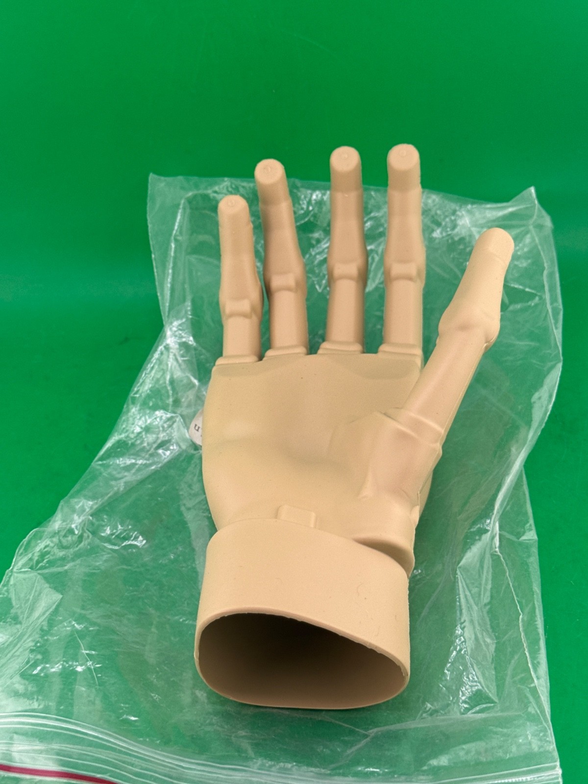 Ilimb Ossur touch bionics right prosthetic hand cover or glove. Size medium. New