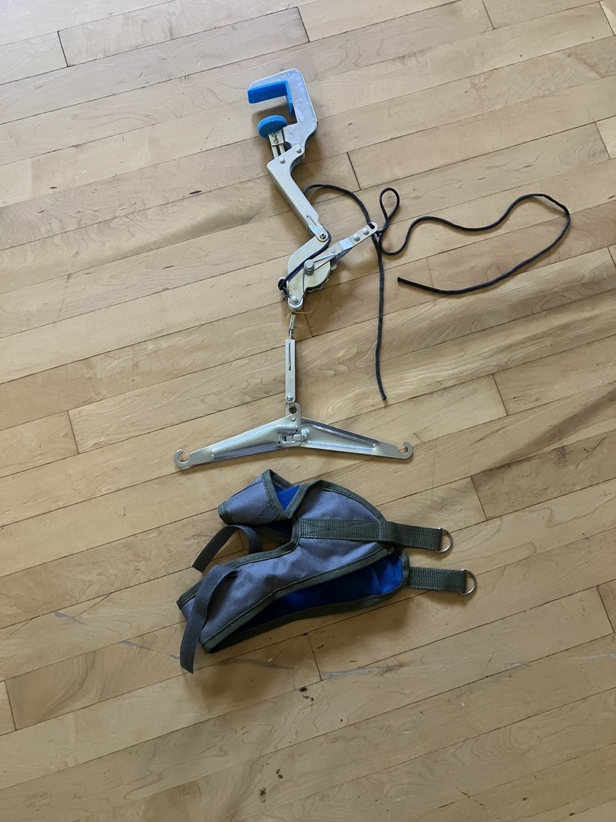 Over Door Cervical Neck Traction Device Portable Neck Stretcher Decompression
