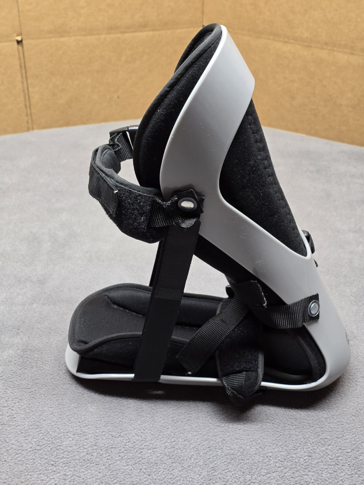 United Ortho Large Plantar Fasciitis Adjustable Support Splint Brace Boot