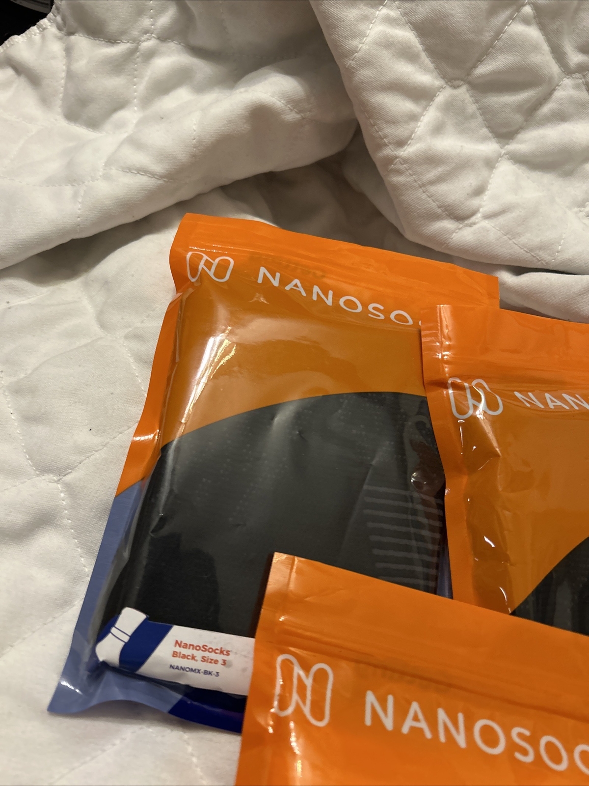 New 3 Pair NANOSOCKS 3D Nano-Weave Technology Size 3 / (1 White/2 Black)