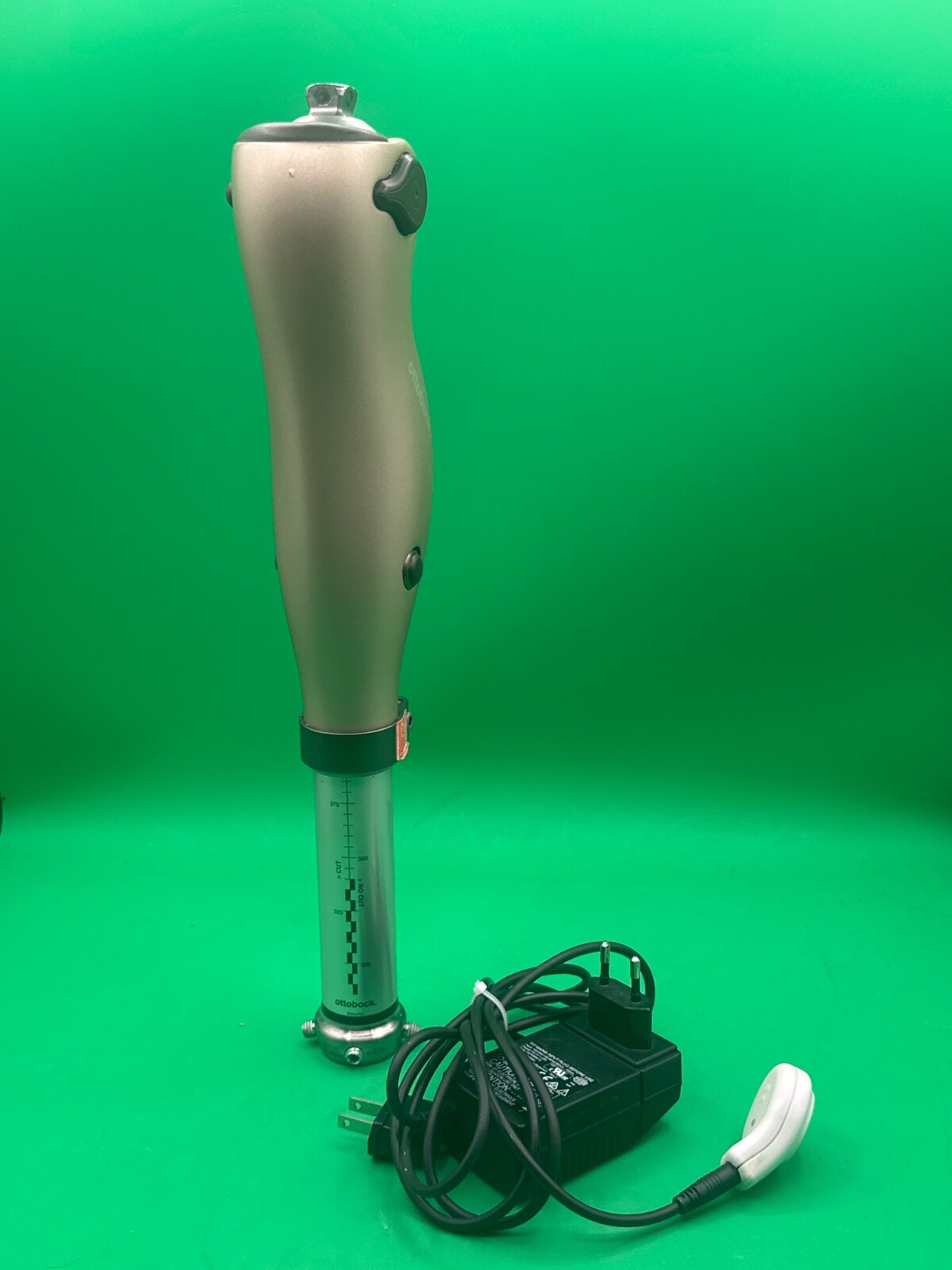 ottobock otto bock kenevo microprocessor prosthetic knee. 2018. Great Cond