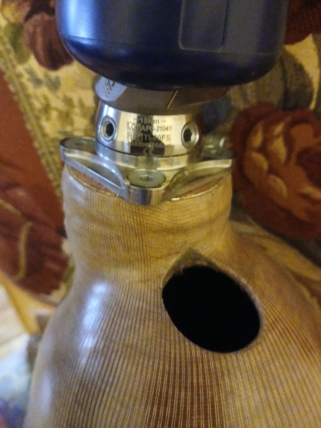 prosthetic leg above knee