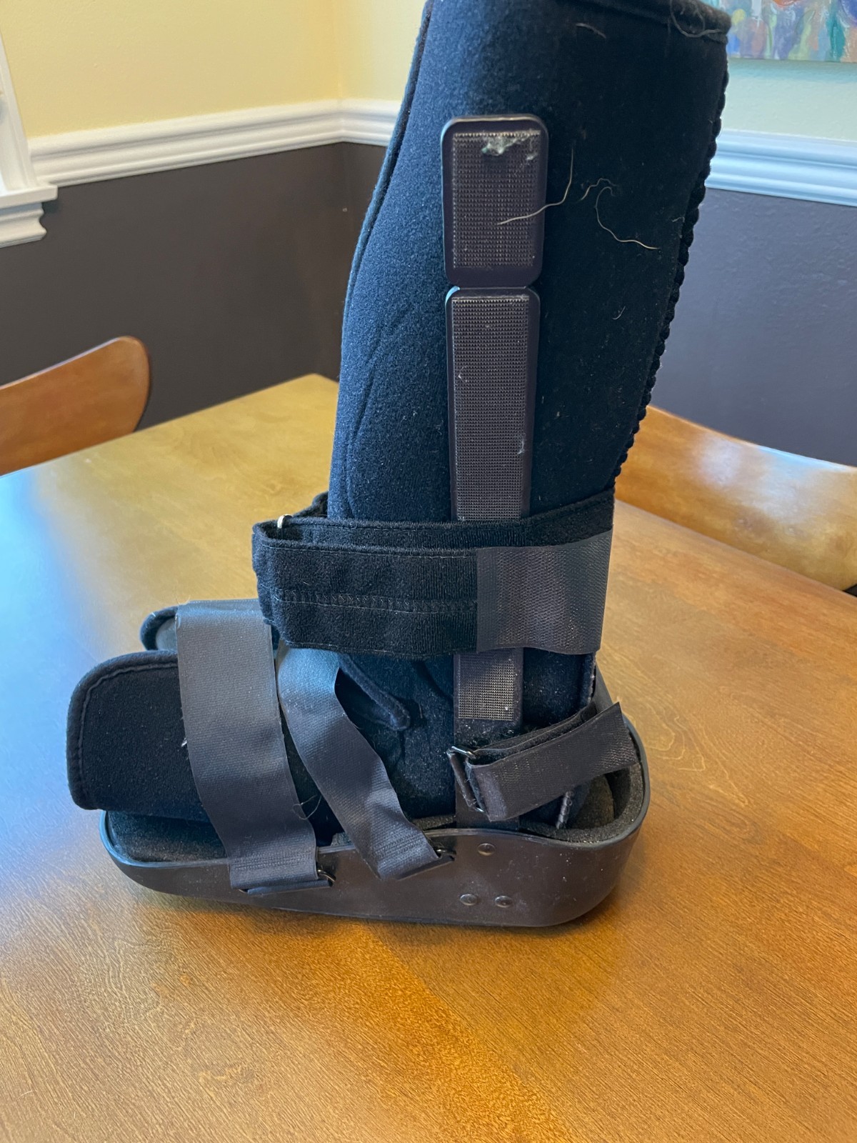 Maxtrax Orthopedic Walking Boot – Right