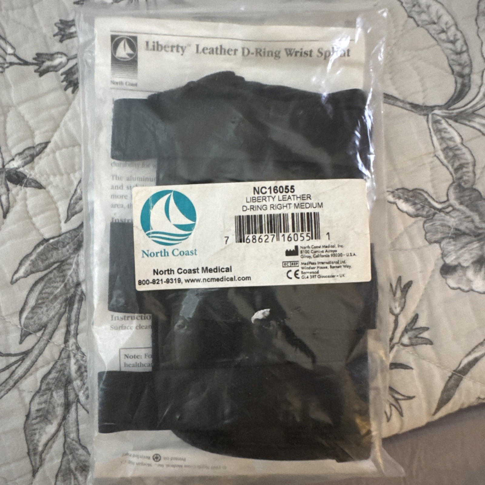 Liberty D-Ring Wrist Splint Right Medium 6.5-7.5 Leather Black NC16055