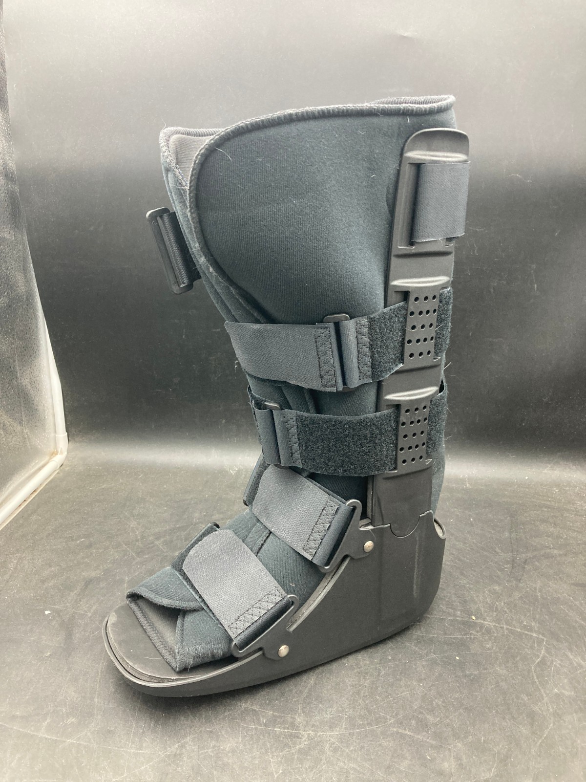 TLC Medical Open Toe Inflatable Walking Boot sz Large Unused