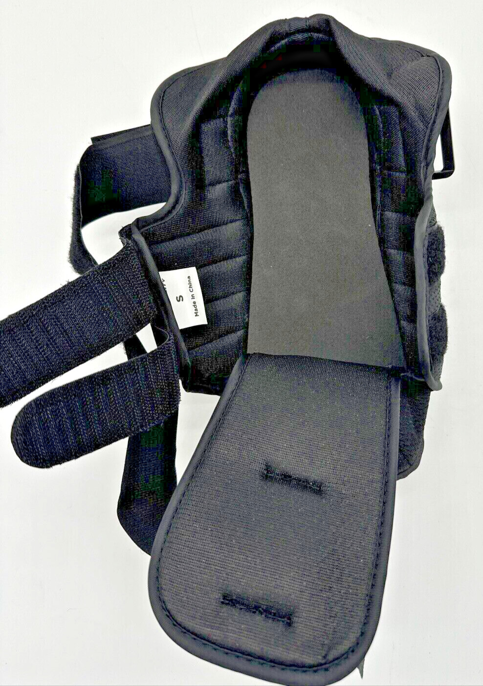 BraceAbility Closed Toe Walking Shoe Small Black Lightweight Broken Toe Boot