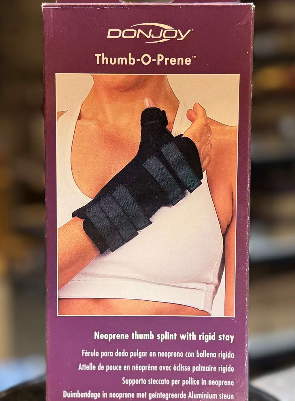 DonJoy Thumb-O-Prene Small Right – Helps support thumb joints