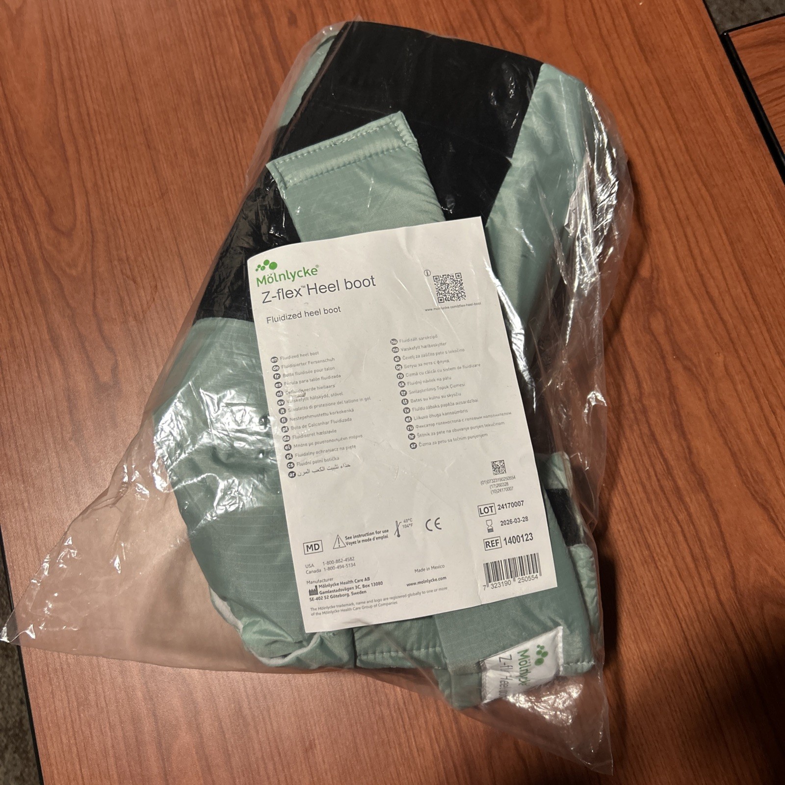 NEW Molnlycke Z-Flex Fluidized Heel Boot #1400123 Sealed Package