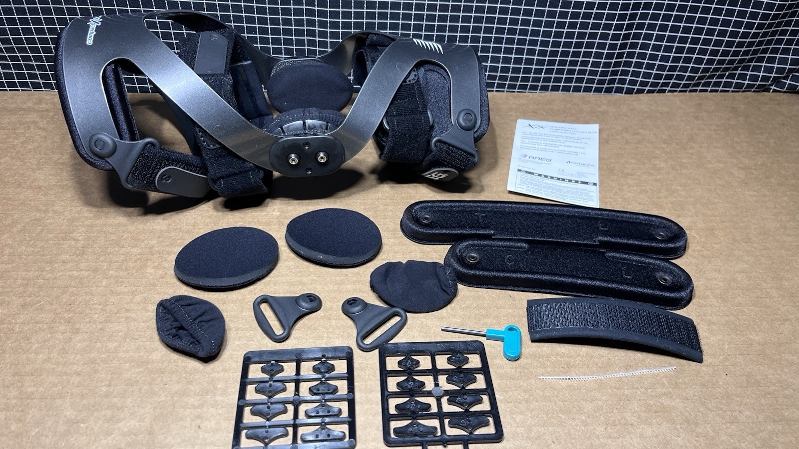 Breg Compact X2K Knee Brace LEFT – Size Unknown 15” Long w/ Accessories