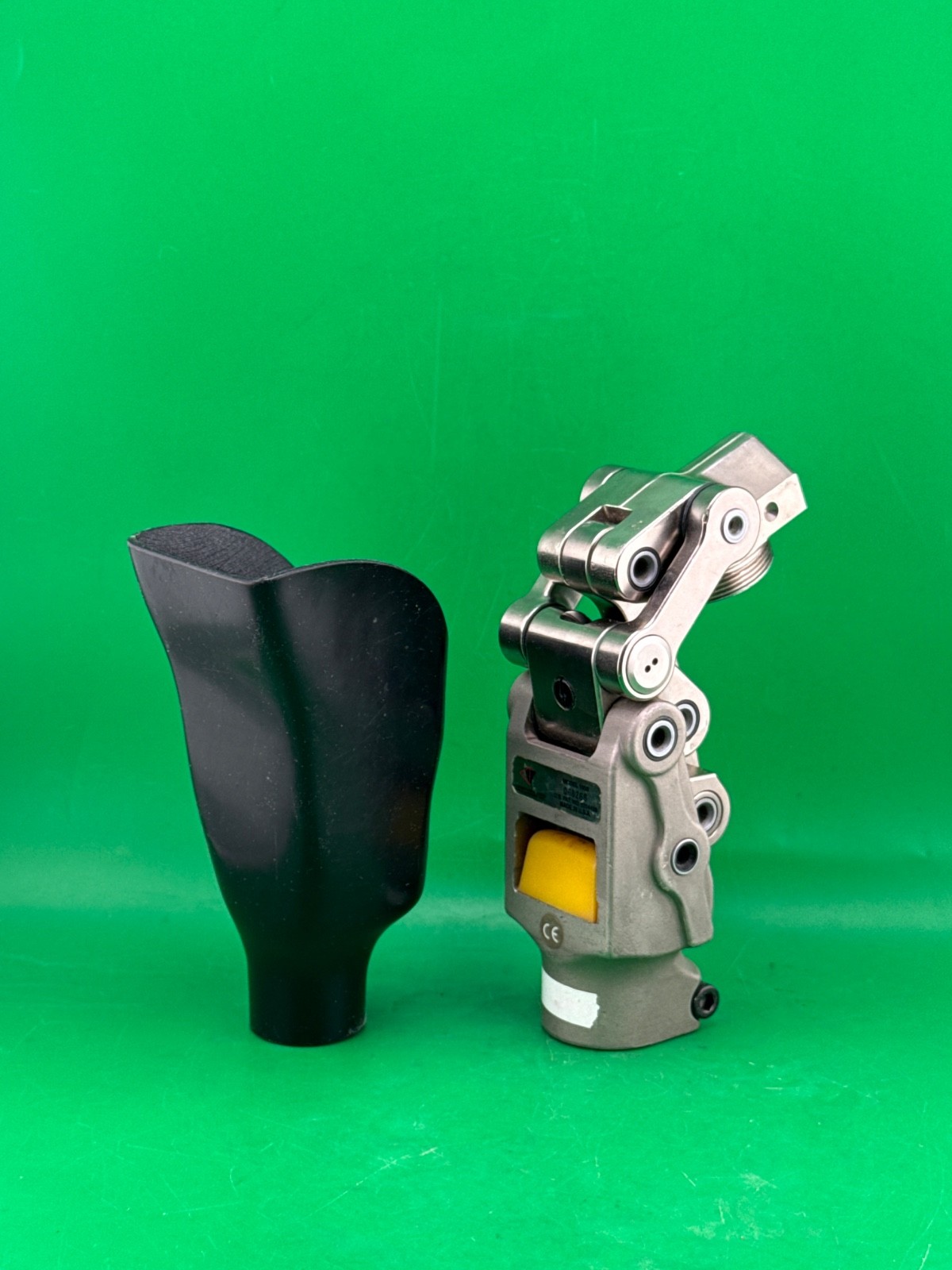Century 1900 prosthetic knee. Same as ossur 1900 knee. Great condition.