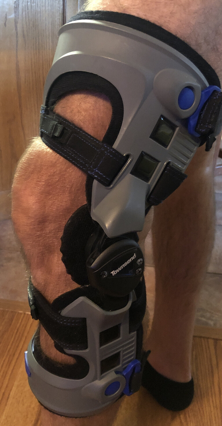 Townsend Knee Brace Single Hinge Thuasne Small Medium Left