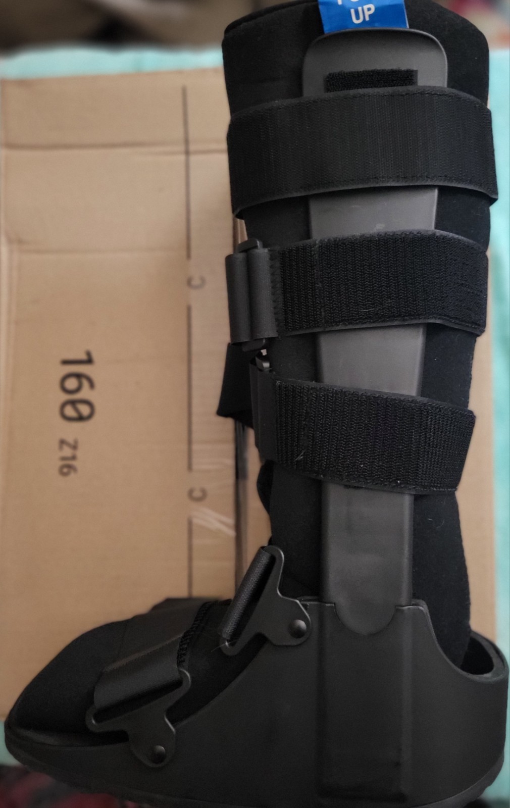 United Ortho Air Cam Walker Fracture Boot, Large, Black