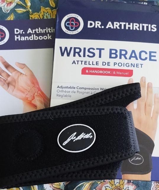 Dr. Arthritis Doctors Developed Copper-Lined Wrist Support – Black