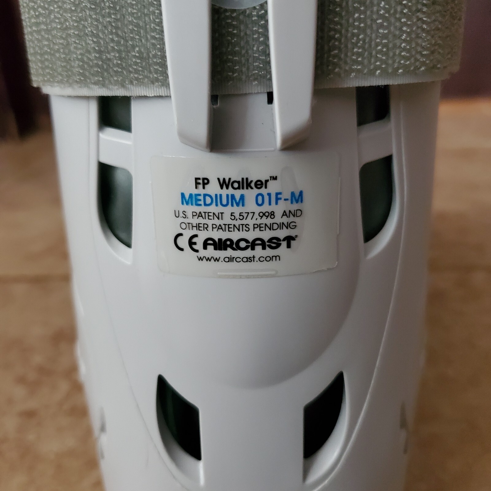 Aircast FP Walker Medium 01F-M Inflatable Deflatable Medical Walking Boot 