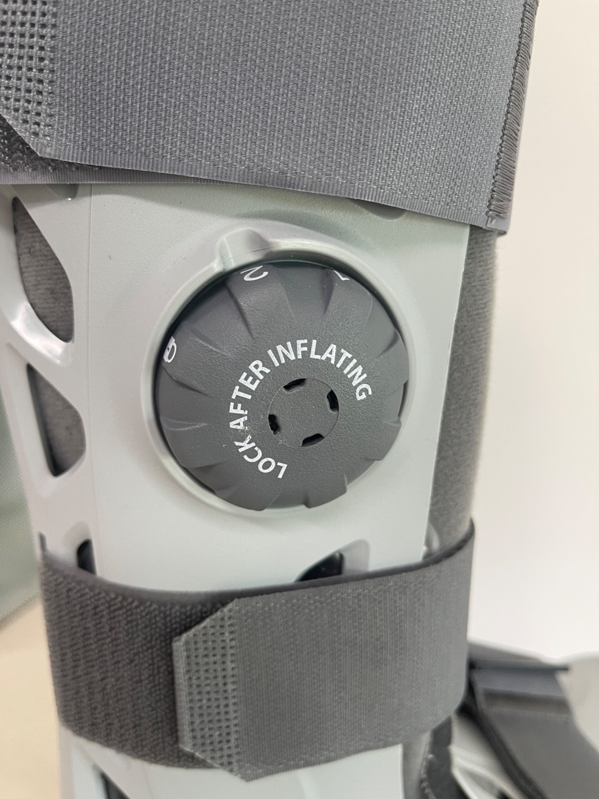 Aircast AirSelect Standard Walker Brace Walking Boot Adult M Sprain Fracture