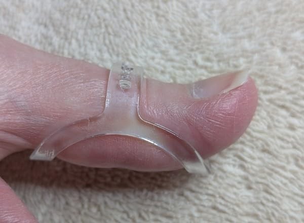 Comfort-Fit Oval-8 Finger Splint for Arthritis & Trigger Finger – Adult Size 13