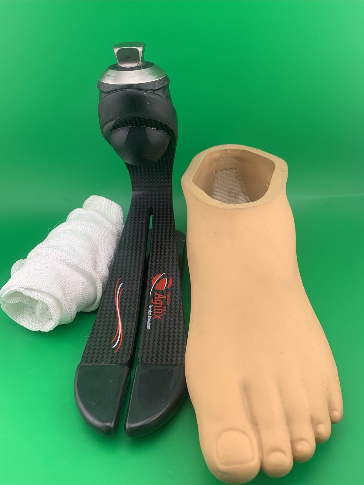 freedom agilix prosthetic foot. size 23. category 4. Prosthetic Foot.