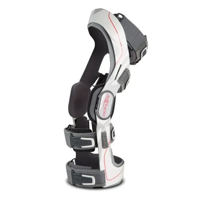 New Unworn DonJoy Renegade Knee Brace Right MD Medium