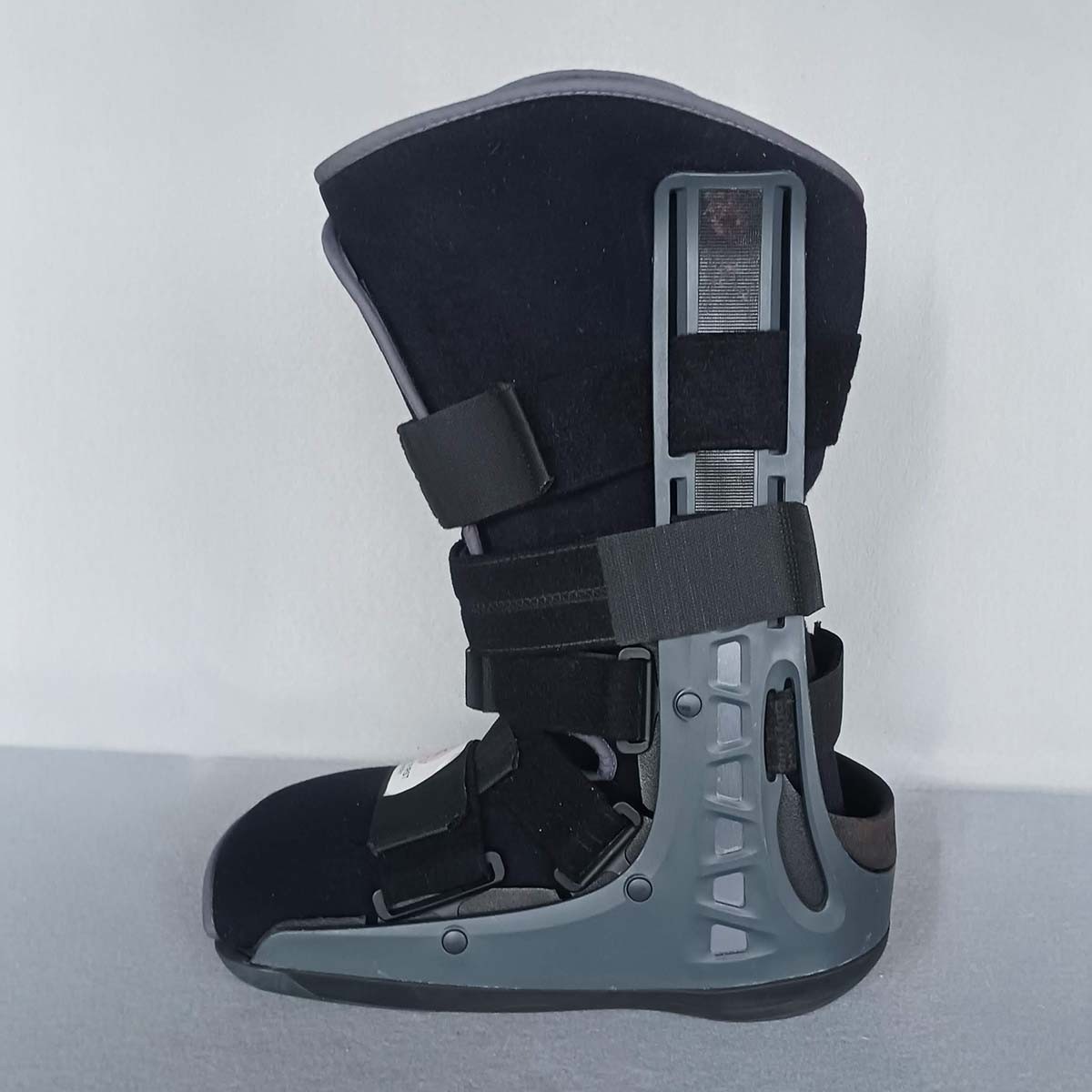 Matrax Air Pump Walking Boot Leg/Ankle Brace, Adjustable, Large