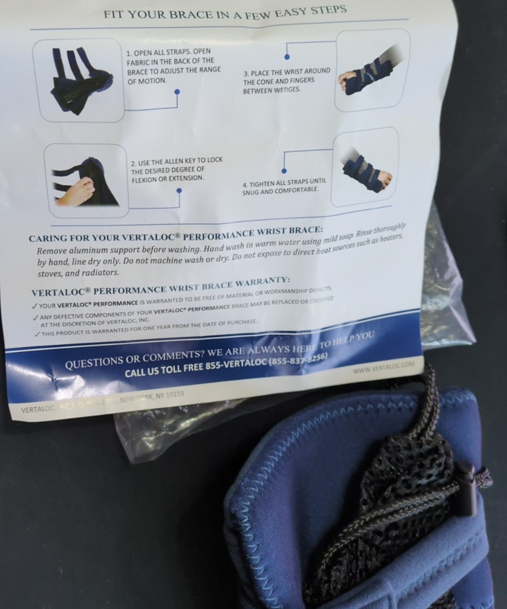 NEW Vertaloc Universal Performance Wrist Brace VL307PWB