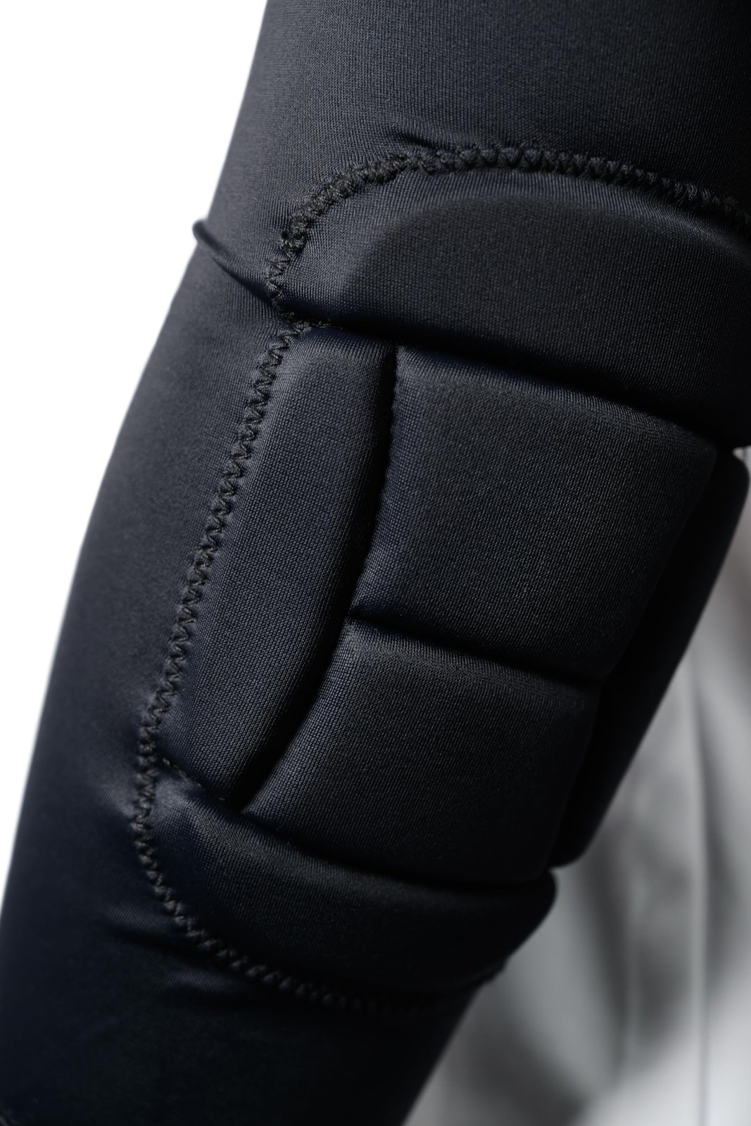 Padded Arm Compression Sleeves BuiltIn Elbow Padding Reduce Injury Stress Sport