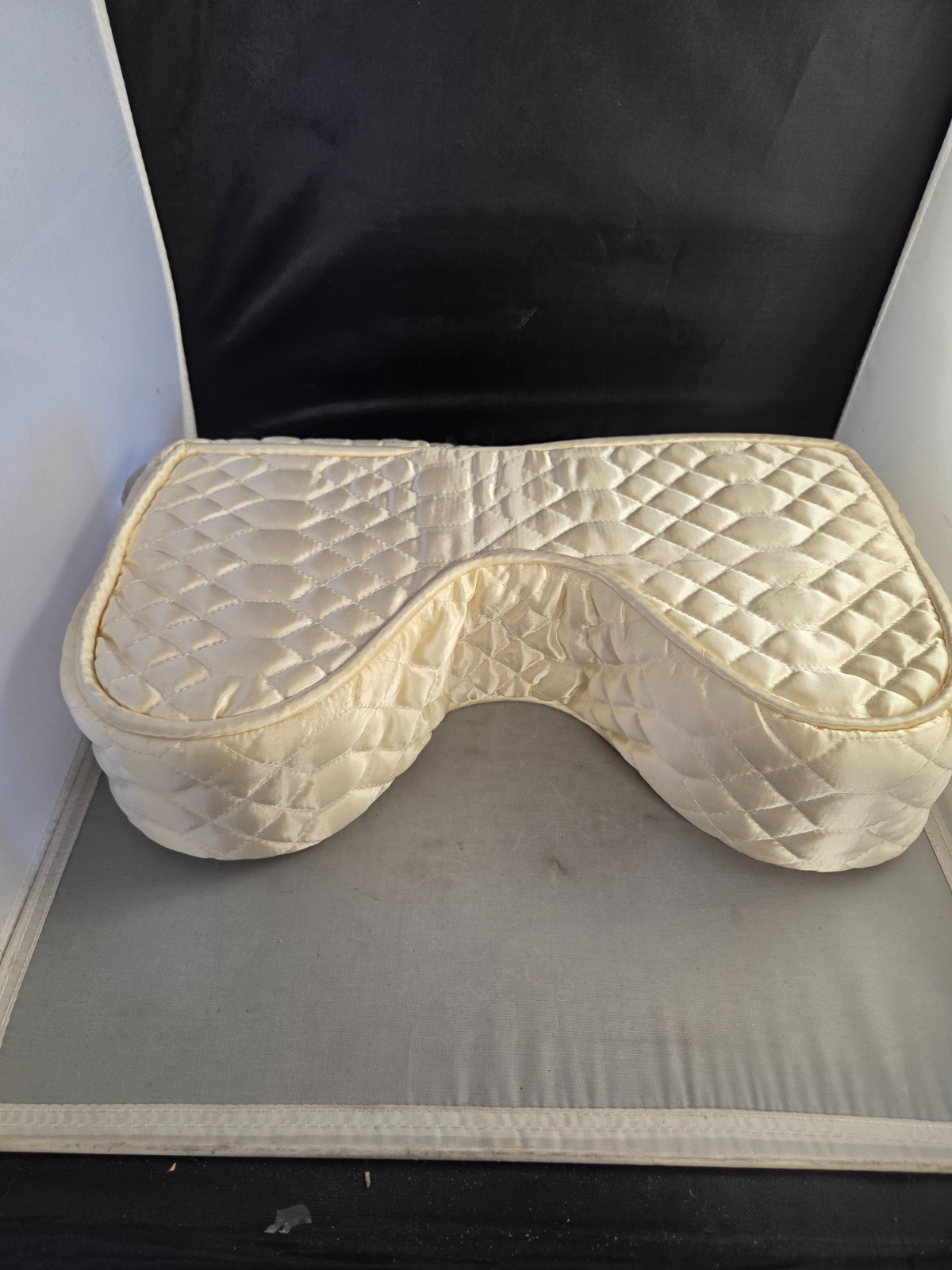 Inventos Corp Lumbar Back Support Beige Quilted Cushion Travel Orthopedic Pillow