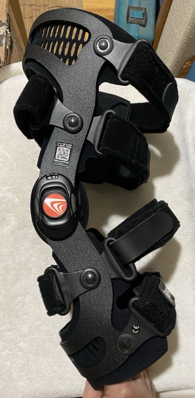Breg Solus OA Plus Left Medium Knee Brace Stabilizer Adjustable Secure XTRA PAD